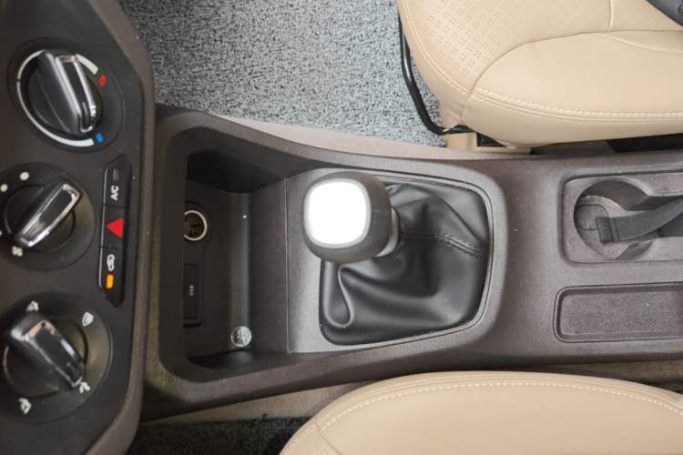 Used Wuling Hongguang 2021 1.5L S Comfort Edition LAR Gear Lever
