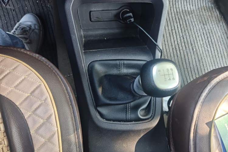 Used Wuling Hongguang 2021 1.5L S Standard Version LAR Gear Lever