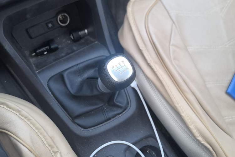 Used Wuling Hongguang 2021 1.5L Revised S Standard Version with Electric Power Steering LAR Gear Lever