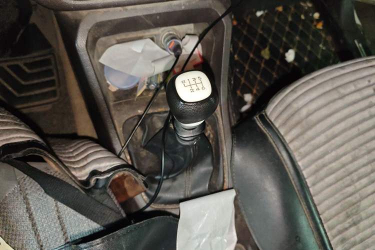 Used Wuling Hongguang 2021 1.5L Revised S Standard Version Hydraulic-Power-Assisted LAR Gear Lever
