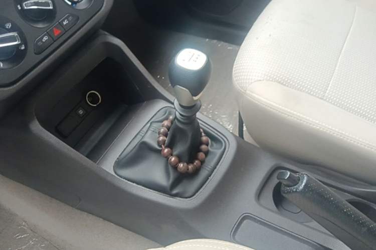 Used Wuling Hongguang 2021 1.5L Revised S Standard Version with Electric Power Steering LAR Gear Lever
