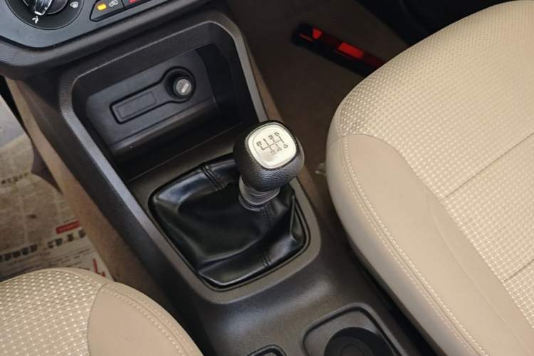 Used Wuling Hongguang 2021 1.5L Revised S Standard Version with Electric Power Steering LAR Gear Lever