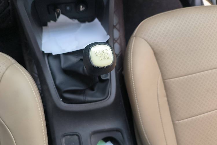 Used Wuling Hongguang 2021 1.5L Facelifted S Comfort Version with Electric Power Steering LAR Gear Lever