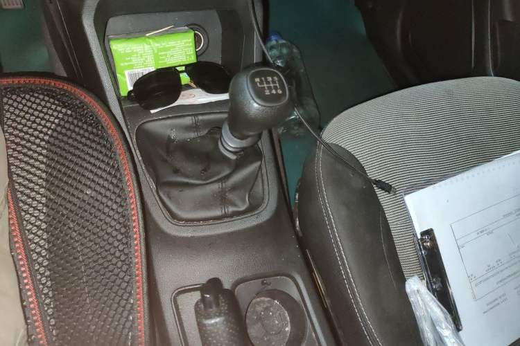Used Wuling Hongguang 2021 1.5L Restyled S Basic Window-Sealed Car with Electric Power Steering LAR Gear Lever