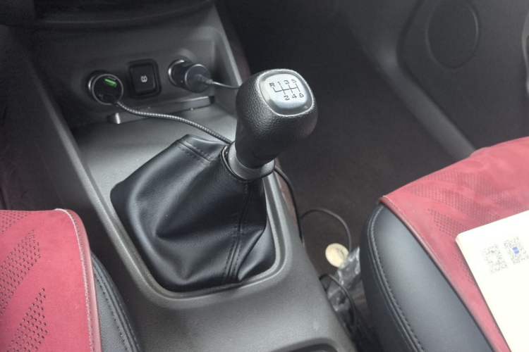 Used Wuling Hongguang 2021 1.5L Revised S Base Version Hydraulic Power Steering LAR Gear Lever