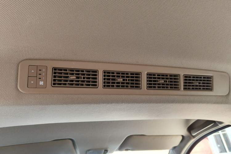 Used Wuling Hongguang 2021 1.5L Revised S Standard Version Hydraulic-Power-Assisted LAR Headliner