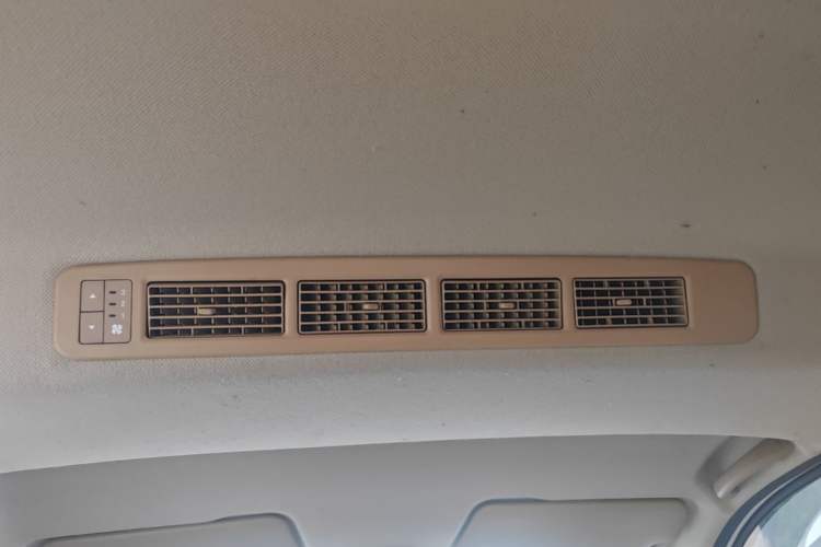 Used Wuling Hongguang 2021 1.5L Revised S Standard Version with Electric Power Steering LAR Headliner