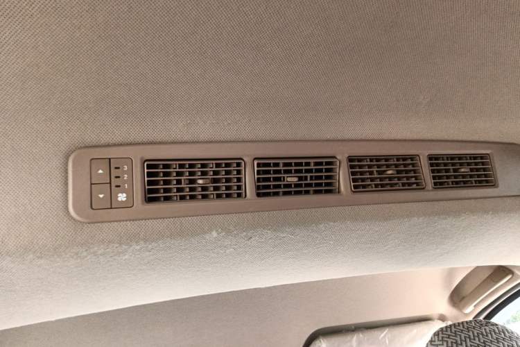 Used Wuling Hongguang 2021 1.5L Revised S Standard Version with Electric Power Steering LAR Headliner