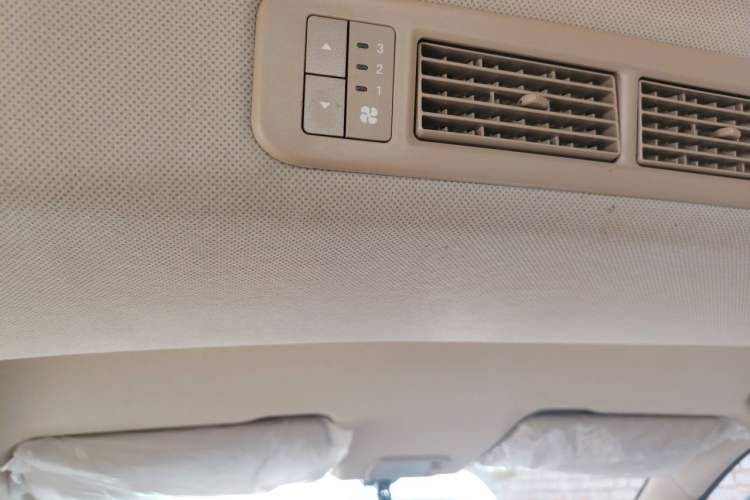 Used Wuling Hongguang 2021 1.5L S Standard Version LAR Headliner