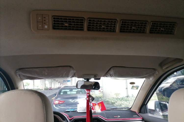 Used Wuling Hongguang 2021 1.5L Revised S Standard Version Hydraulic-Power-Assisted LAR Headliner