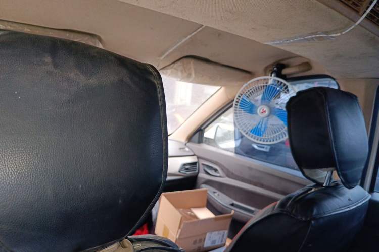 Used Wuling Hongguang 2021 1.5L Revised S Standard Version with Electric Power Steering LAR Headliner