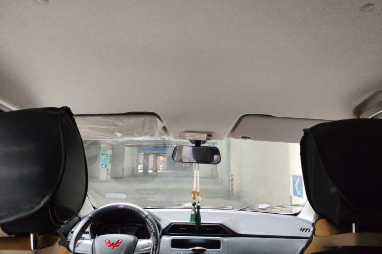 Used Wuling Hongguang 2021 1.5L Revised S Base Version with Electric Power Steering LAR Headliner