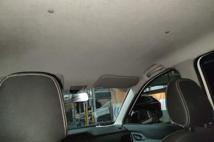 Used Wuling Hongguang 2021 1.5L Restyled S Basic Window-Sealed Car with Electric Power Steering LAR Headliner