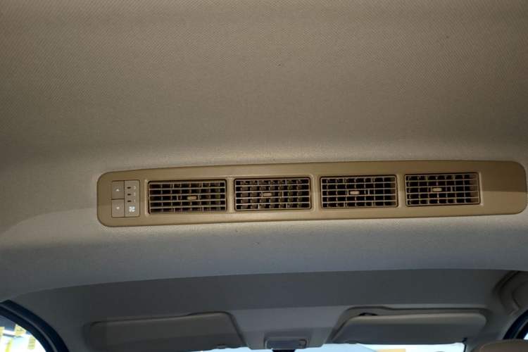 Used Wuling Hongguang 2021 1.5L Facelifted S Comfort Version with Electric Power Steering LAR Headliner