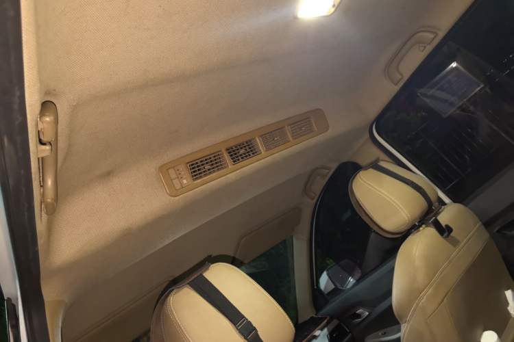 Used Wuling Hongguang 2021 1.5L Facelifted S Comfort Version with Electric Power Steering LAR Headliner