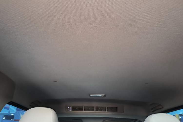 Used Wuling Hongguang 2021 1.5L Revised S Standard Version with Electric Power Steering LAR Headliner