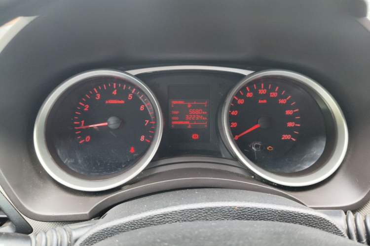 Used Wuling Hongguang 2021 1.5L Revised S Standard Version Hydraulic-Power-Assisted LAR Instrument Cluster