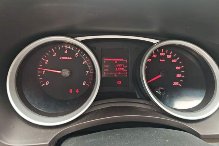Used Wuling Hongguang 2021 1.5L Revised S Standard Version Hydraulic-Power-Assisted LAR Instrument Cluster