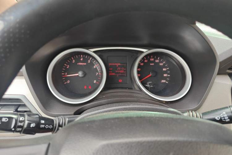 Used Wuling Hongguang 2021 1.5L Revised S Standard Version Hydraulic-Power-Assisted LAR Instrument Cluster