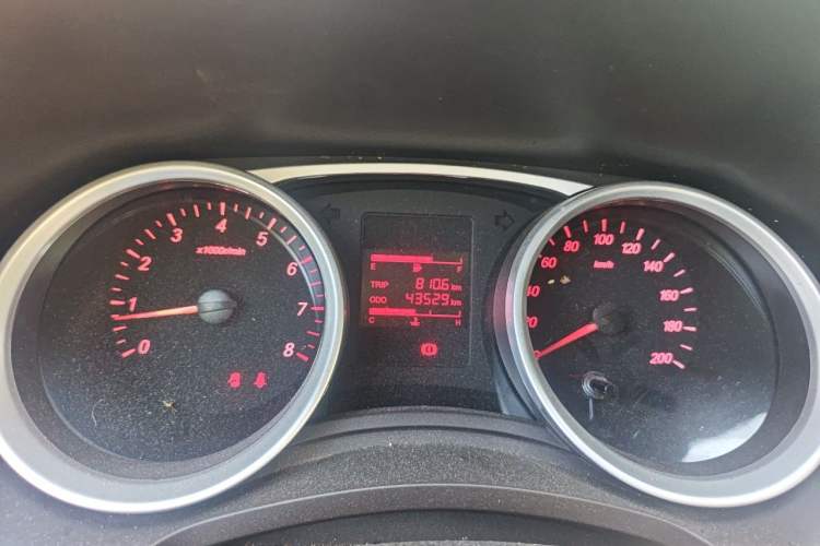 Used Wuling Hongguang 2021 1.5L S Standard Version LAR Instrument Cluster