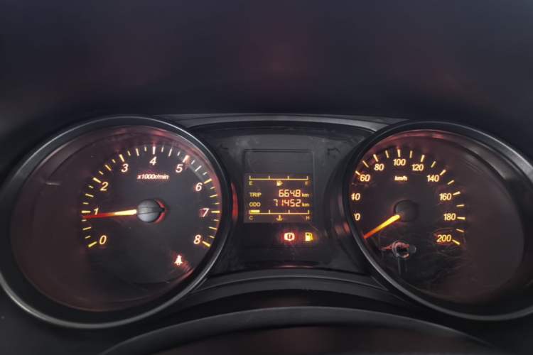 Used Wuling Hongguang 2021 1.5L Revised S Base Version with Electric Power Steering LAR Instrument Cluster