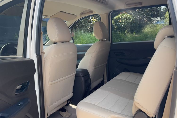 Used Wuling Hongguang 2021 1.5L Revised S Standard Version Hydraulic-Power-Assisted LAR Interior 1
