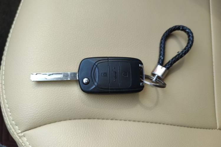 Used Wuling Hongguang 2021 1.5L Revised S Standard Version Hydraulic-Power-Assisted LAR Interior 1
