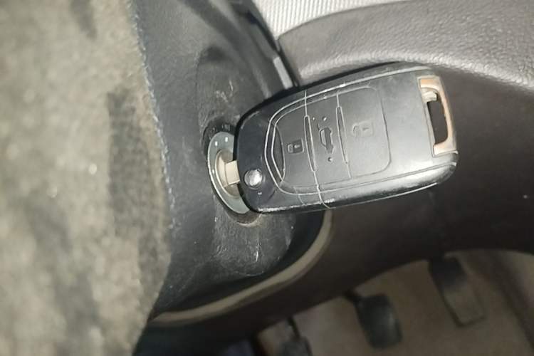 Used Wuling Hongguang 2021 1.5L Revised S Standard Version Hydraulic-Power-Assisted LAR Interior 1