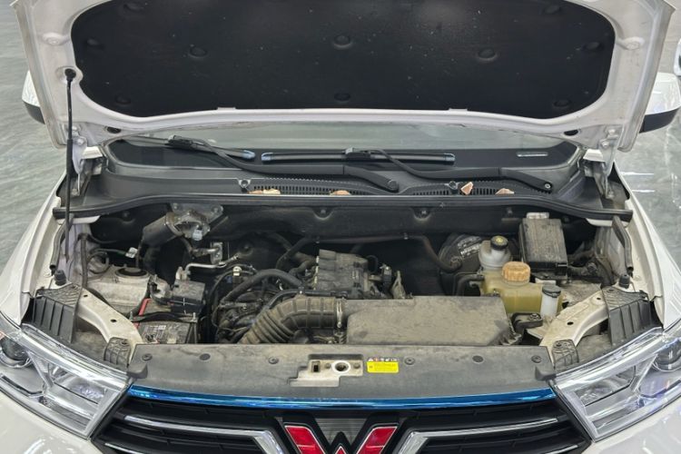 Used Wuling Hongguang 2021 1.5L S Comfort Edition LAR Interior 12