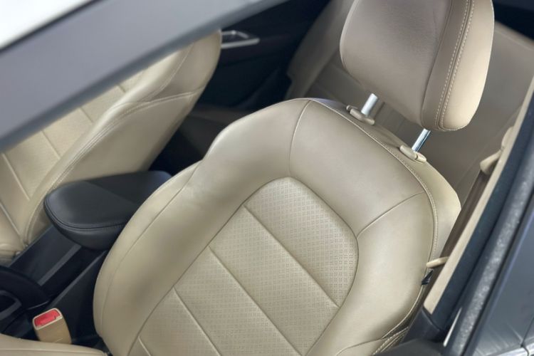 Used Wuling Hongguang 2021 1.5L S Comfort Edition LAR Interior 2