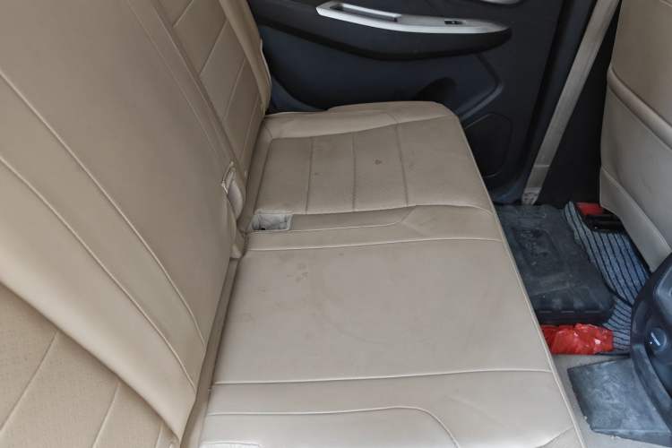 Used Wuling Hongguang 2021 1.5L S Comfort Edition LAR Interior 4