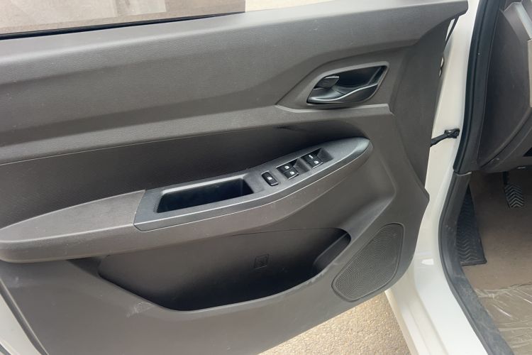 Used Wuling Hongguang 2021 1.5L Revised S Standard Version Hydraulic-Power-Assisted LAR Interior 5