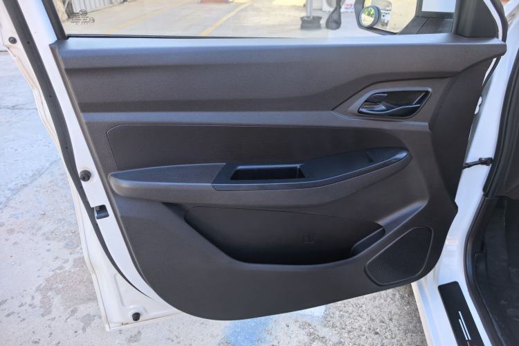 Used Wuling Hongguang 2021 1.5L S Standard Version LAR Interior 5