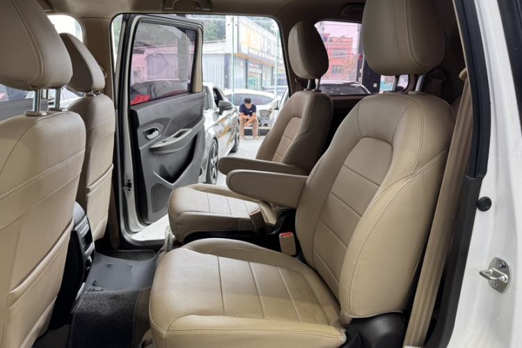 Used Wuling Hongguang 2021 1.5L Facelift S Comfort Version Hydraulic Power Steering LAR Interior 6