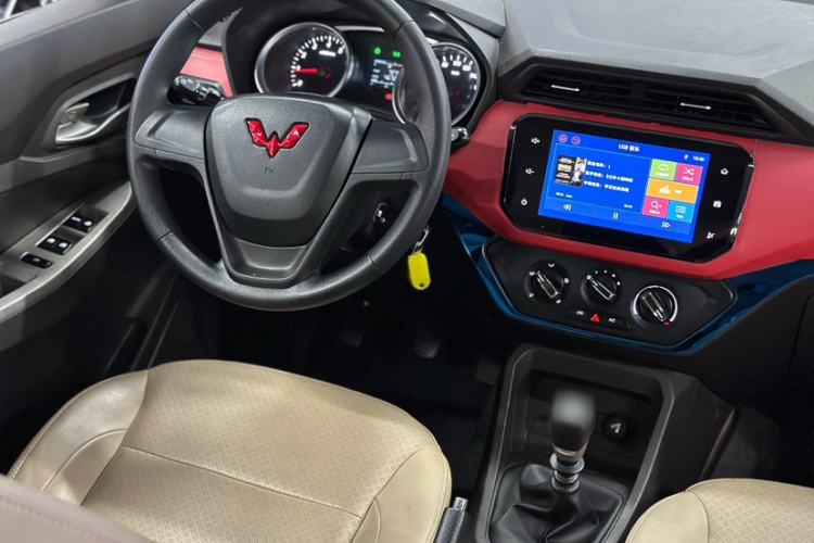 Used Wuling Hongguang 2021 1.5L S Comfort Edition LAR Interior 8