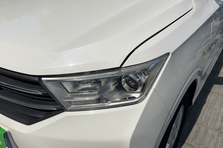Used Wuling Hongguang 2021 1.5L Revised S Standard Version Hydraulic-Power-Assisted LAR Left Front Headlight