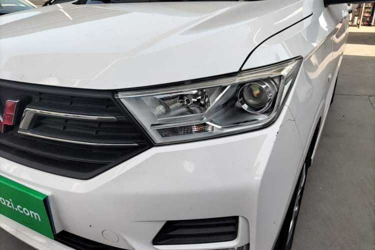 Used Wuling Hongguang 2021 1.5L Revised S Standard Version with Electric Power Steering LAR Left Front Headlight