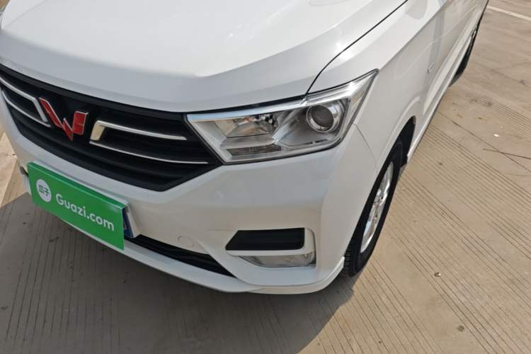 Used Wuling Hongguang 2021 1.5L Revised S Standard Version with Electric Power Steering LAR Left Front Headlight