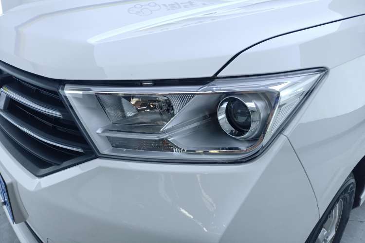 Used Wuling Hongguang 2021 1.5L Revised S Standard Version with Electric Power Steering LAR Left Front Headlight