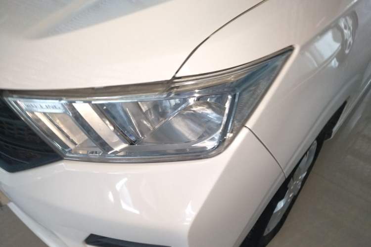 Used Wuling Hongguang 2021 1.5L Revised S Base Version with Electric Power Steering LAR Left Front Headlight
