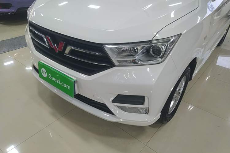 Used Wuling Hongguang 2021 1.5L Revised S Standard Version with Electric Power Steering LAR Left Front Headlight