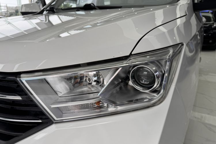 Used Wuling Hongguang 2021 1.5L Facelift S Comfort Version Hydraulic Power Steering LAR Left Front Headlight