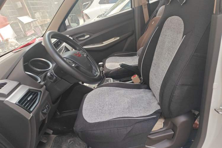 Used Wuling Hongguang 2021 1.5L S Comfort Edition LAR Left Front Seat