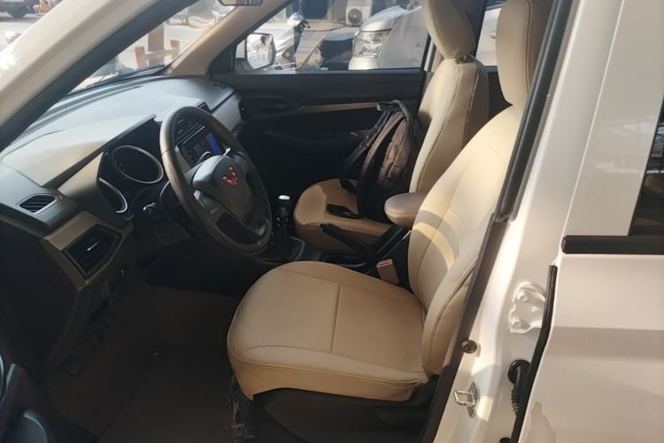 Used Wuling Hongguang 2021 1.5L Revised S Standard Version with Electric Power Steering LAR Left Front Seat