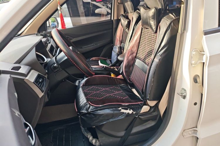 Used Wuling Hongguang 2021 1.5L S Standard Version LAR Left Front Seat