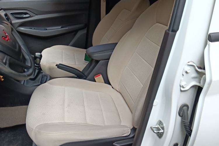 Used Wuling Hongguang 2021 1.5L Revised S Standard Version with Electric Power Steering LAR Left Front Seat