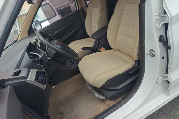 Used Wuling Hongguang 2021 1.5L Revised S Standard Version with Electric Power Steering LAR Left Front Seat