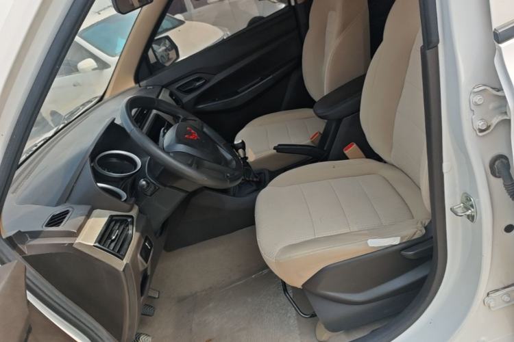 Used Wuling Hongguang 2021 1.5L Revised S Standard Version with Electric Power Steering LAR Left Front Seat