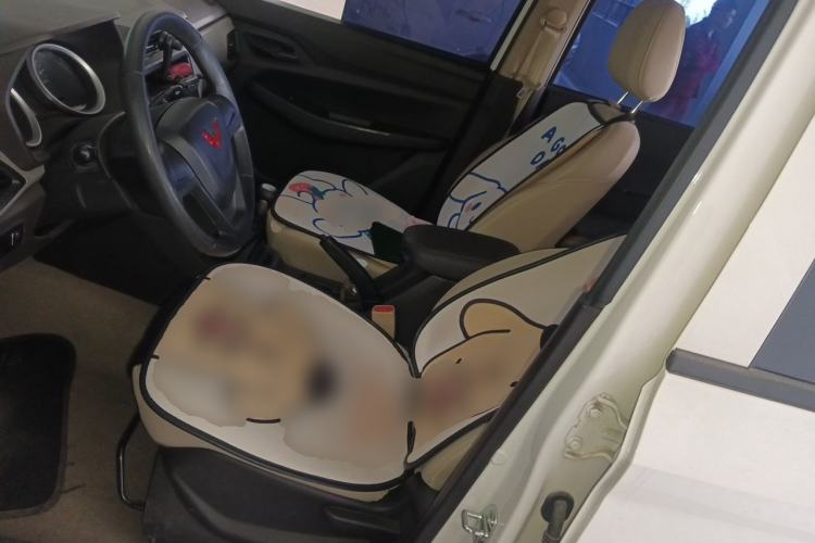 Used Wuling Hongguang 2021 1.5L Revised S Standard Version with Electric Power Steering LAR Left Front Seat