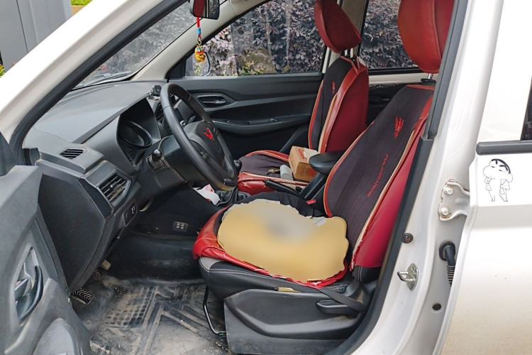 Used Wuling Hongguang 2021 1.5L Revised S Base Version with Electric Power Steering LAR Left Front Seat